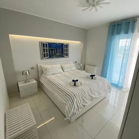 Simon's House Appartement *